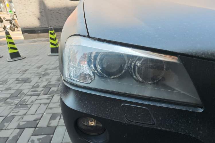 Used BMW X3 2011 xDrive35i Luxury Model Right Front Headlight