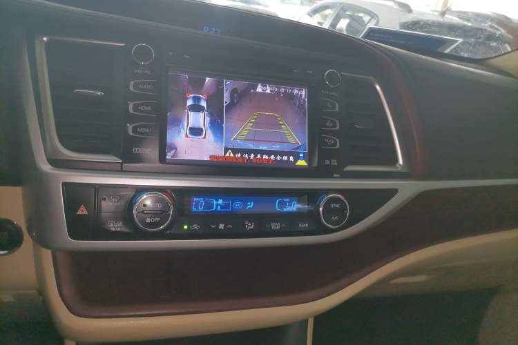 Used Toyota Highlander 2015 2.0T Four-Wheel Drive Ultimate Edition 7-Seater