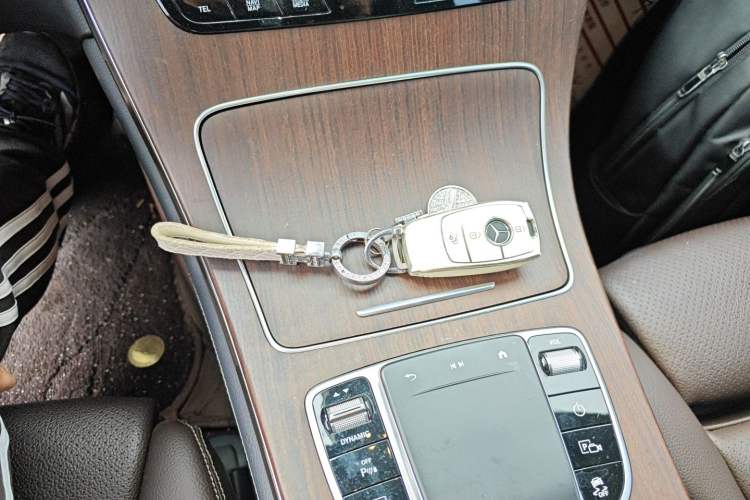 Used Mercedes-Benz GLC 2020 Facelift GLC 300 L 4MATIC Dynamic Edition
