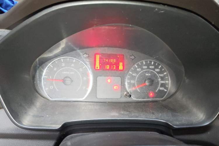 Used Wuling Hongguang V 2019 1.5L Jingqu Version China VI LAR