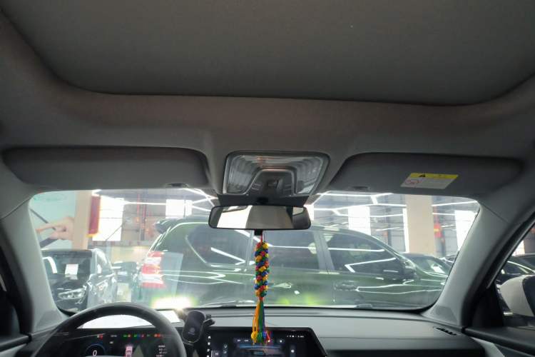 Used Changan CS75 PLUS 2023 3rd Generation 1.5T Automatic Prestige Model
