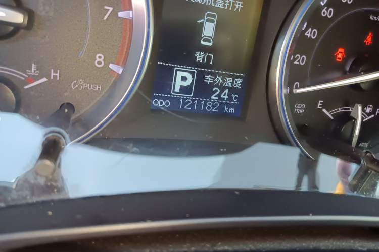 Used Toyota Highlander 2015 2.0T Two-Wheel Drive Elite Edition 7 Seats
