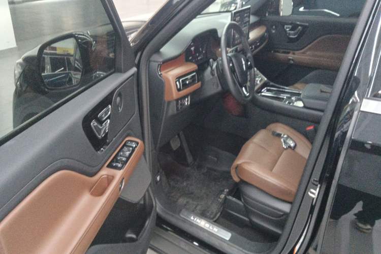 Used Lincoln Aviator 2021 3.0T V6 Four-Wheel Drive Zunya Edition