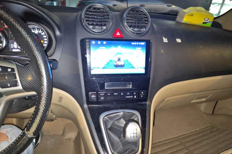 Used Haval H6 2011 2.0L Manual Two-Wheel-Drive Prestige Version
