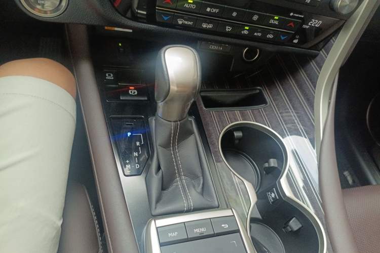 Used Lexus RX 2021 300 Four-Wheel Drive Special Edition Gear Lever