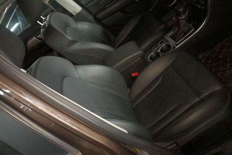 Used Haval H2 2017 Red-Label 1.5T Automatic Two-Wheel Drive Luxury Model Right Front Seat