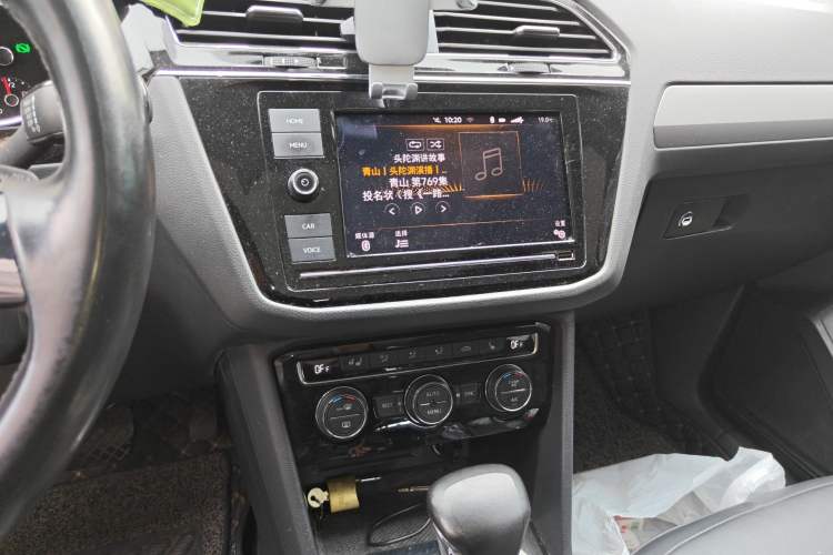 Used Volkswagen Tiguan L 2019 330TSI Automatic Two-Wheel Drive Smart Luxury Version China V Emission Standard