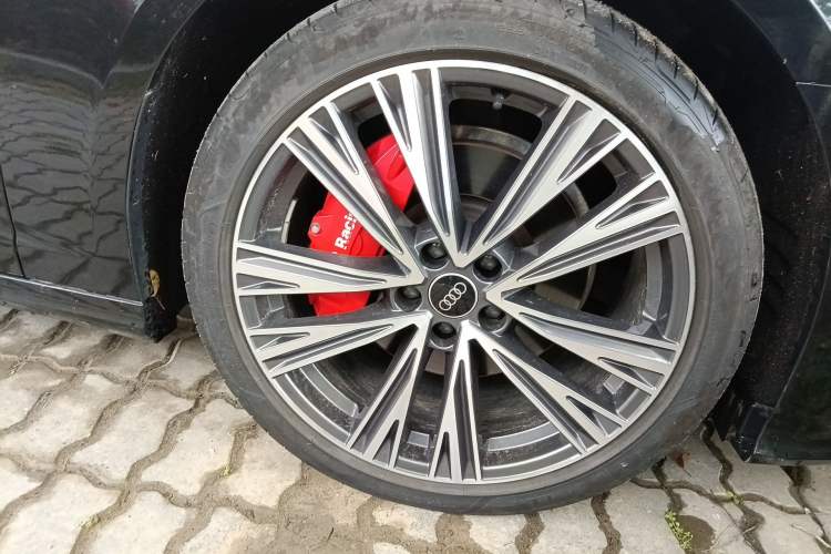 Used Audi A6L 2024 45 TFSI quattro Prestige Dynamic Edition Right Front Wheel Hub