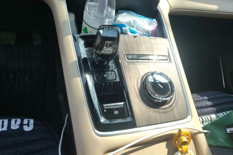 Used Geely Auto Monjaro L 2025 Dongfang Yao 2.0TD Automatic Lanxing Edition
