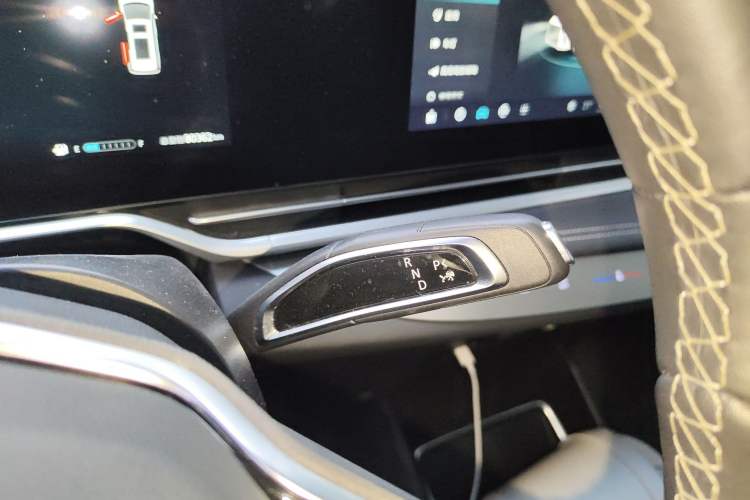 Used SAIC MAXUS G90 2022 2.0T Galaxy Seven-Seater Version
