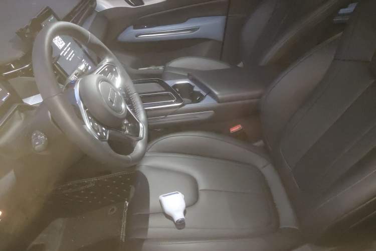 Used Bestune T90 2023 1.5T DCT Automatic Luxury Edition