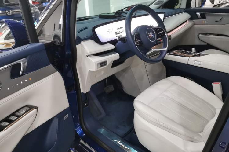 Used Buick GL8 New Energy 2024 Lu Zun Luxury Edition 6-Seater Driver Seat