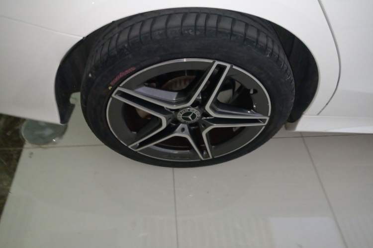 Used Mercedes-Benz C-Class 2020 Facelifted C 260 Estate
