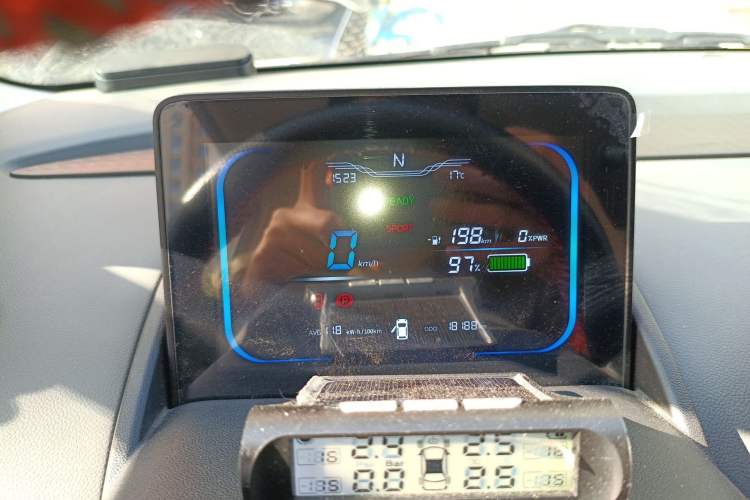 Used CHANGAN NEVO Lumin 2025 205 km Xiangqin Version Instrument Cluster