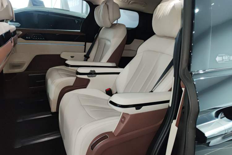 Used BYD Xia 2025 DM-i 1.5T 180km Excellence Model