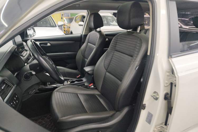 Used Kia Sportage R 2018 2.0L Automatic Smart Luxury Version China V Standard