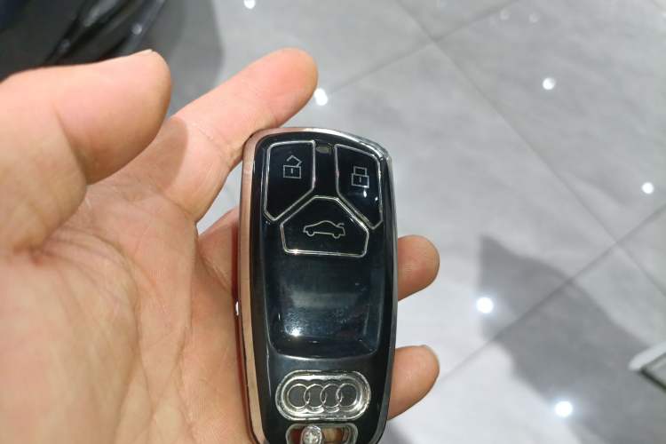 Used Audi Q5L 2023 40T Luxury Dynamic Model