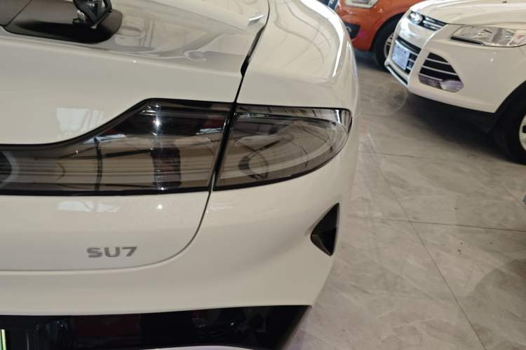 Used Xiaomi Auto SU7 2024 Rear-Drive Long-Range Intelligent Driving Version