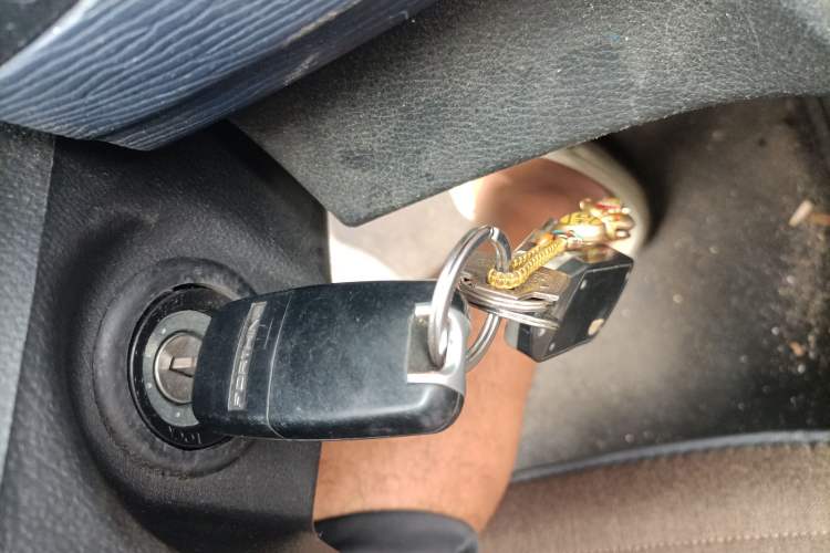 Used FORTHING Lingzhi 2023 M5 1.6L Utility Model 7 Seats
