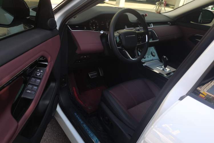 Used Land Rover Range Rover Evoque New Energy 2023 Aurora L P300e Plug-in Hybrid Electric Version