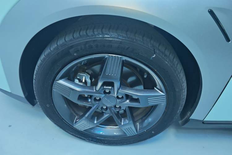 Used AION Y 2023 Plus 510 Tech Edition
