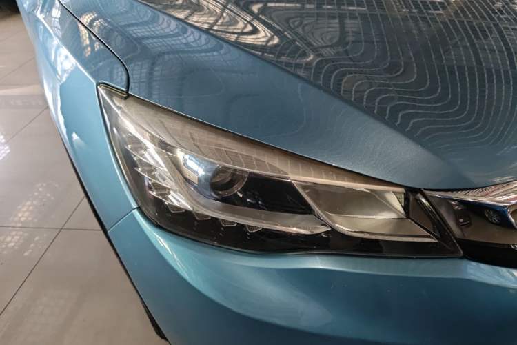 Used Dongfeng Aeolus AX5 2017 1.4T Automatic Qushang Model Right Front Headlight