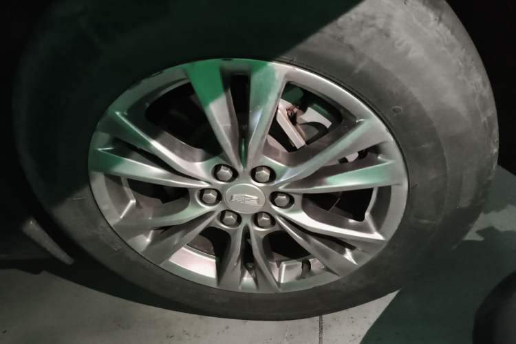 Used Cadillac XT5 2020 28T Tech Edition