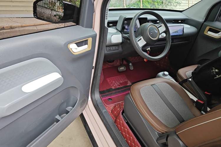 Used Wuling Hongguang MINIEV 2022 GAMEBOY 200km Gaming Edition with Lithium Iron Phosphate
