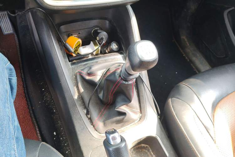 Used Wuling Hongguang S3 2018 1.5L Manual Luxury Model China V Standard