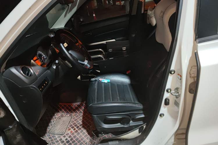 Used Suzuki Vitara 2016 1.4T Automatic Two-Wheel Drive Luxury Version Left Front Seat