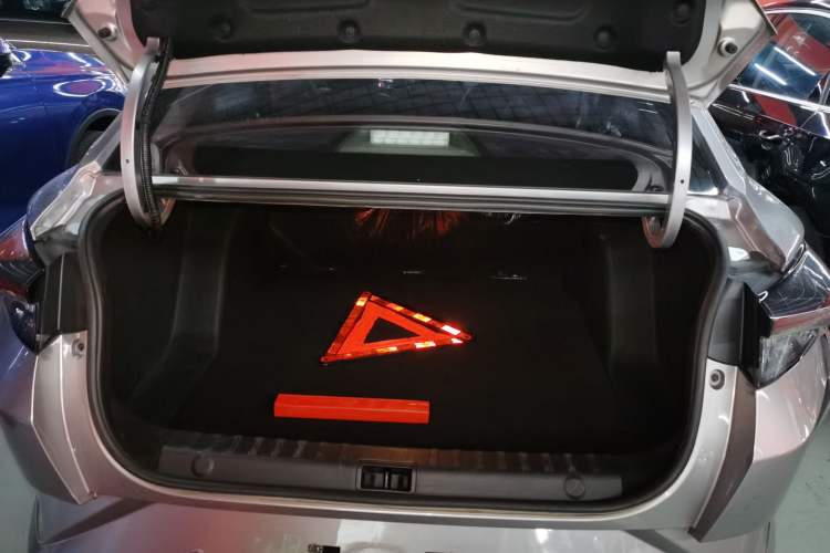 Used Dongfeng Aeolus Yixuan 2020 230T Automatic Advanced Edition
