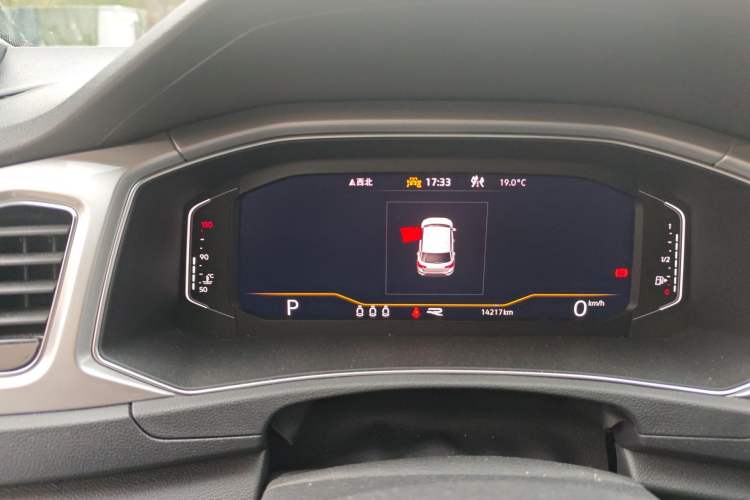 Used Volkswagen T-ROC 2022 280TSI DSG Two-Wheel Drive R-Line Pro PLUS