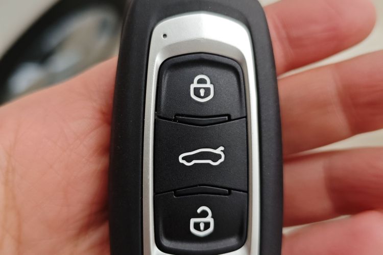 Used Geely Galaxy Panda 2025 210 km – Yuanqi Bear
