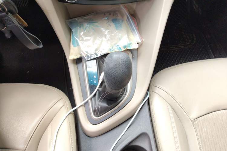 Used Buick GT 2016 15N Automatic Elite Edition Gear Lever