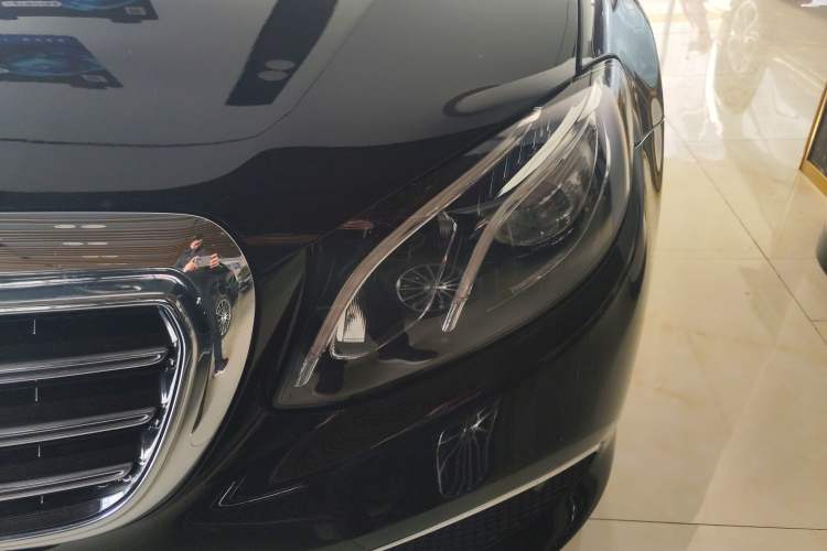 Used Mercedes-Benz E-Class 2020 Facelift E 260 L
