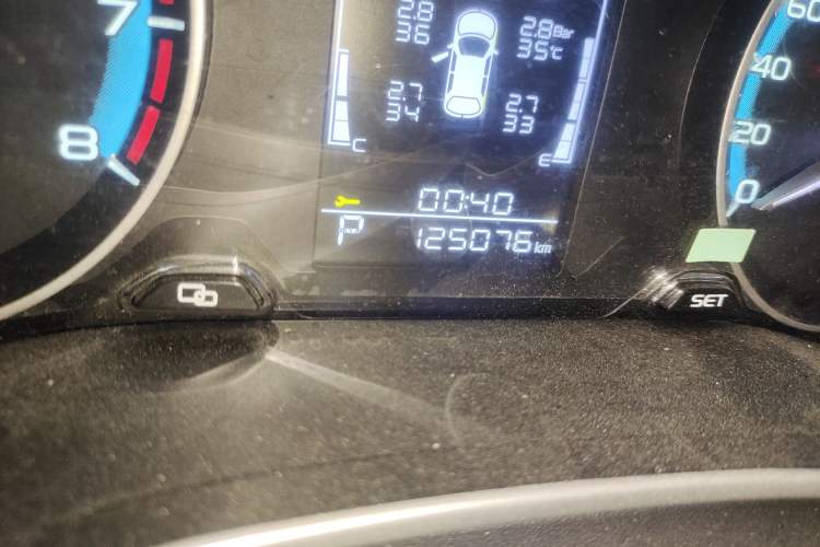 Used Geely Auto Emgrand 2021 UP 1.5L CVT Comfort Model Odometer Close Up