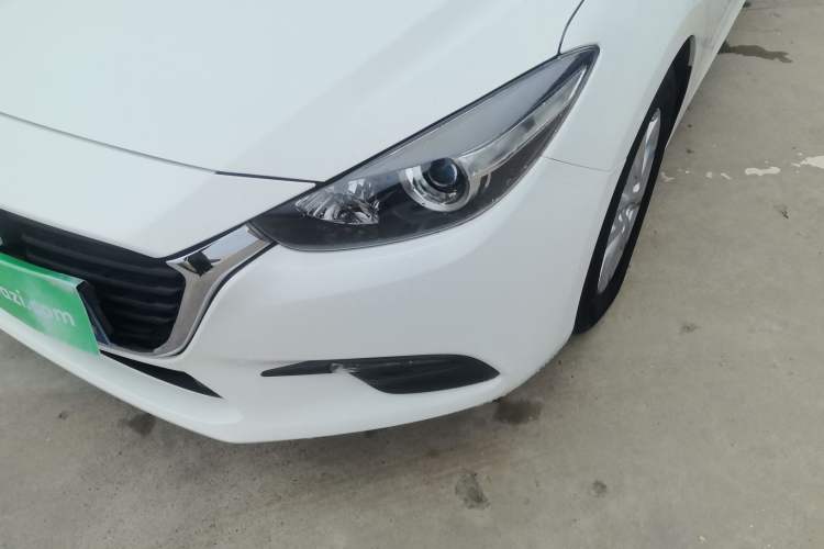 Used Mazda 3 Axela 2017 Sedan 1.5L Automatic Comfort Model Emission Standard China V Left Front Headlight