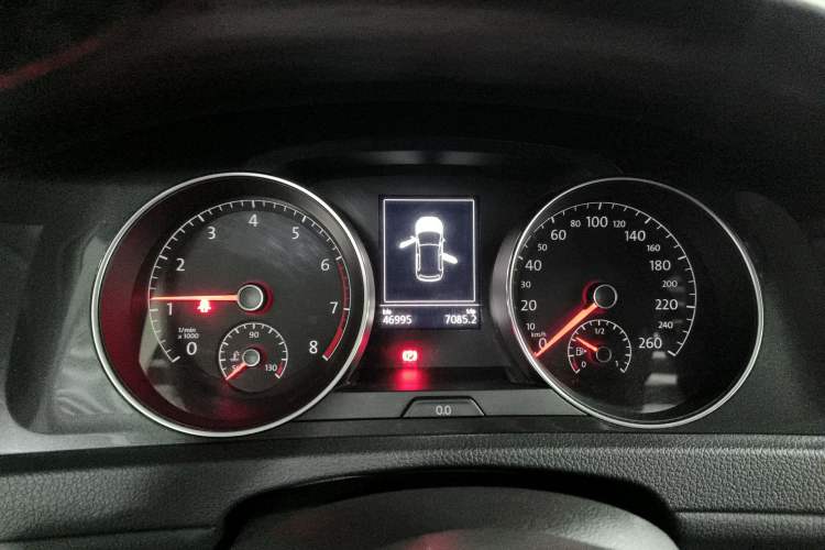 Used Volkswagen Golf 2020 200TSI DSG Comfortable and Ambitious Edition Instrument Cluster