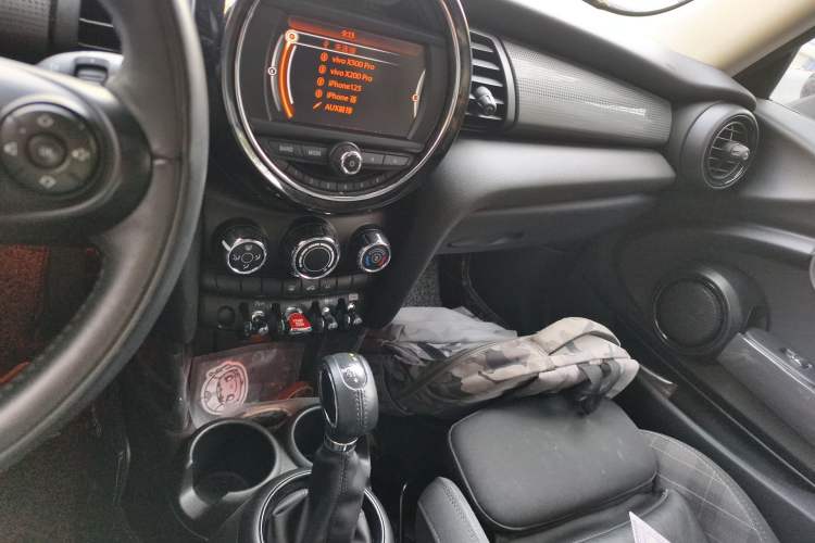 Used MINI 2016 1.5T COOPER Audio And AC Panel