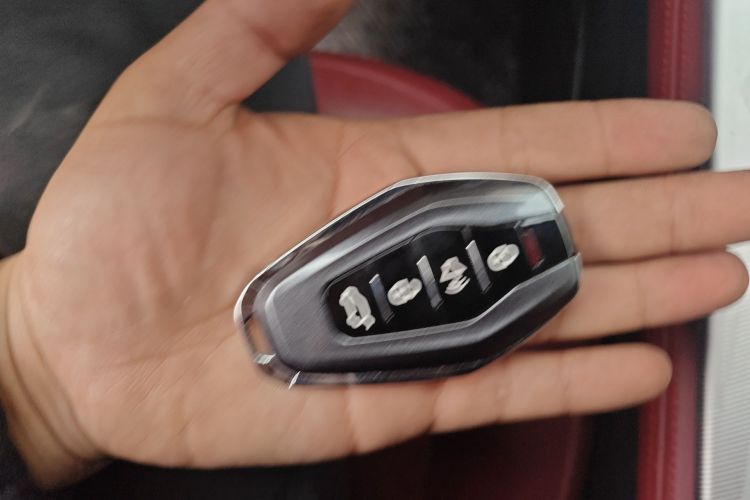 Used Leapmotor C16 2024 Range-Extended 200 Luxury Edition Vehicle Key