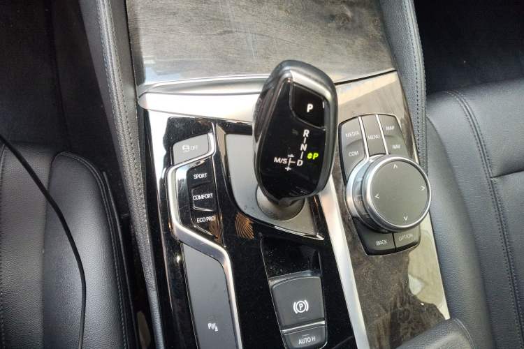 Used BMW 5 Series 2018 525Li M Sport Package
