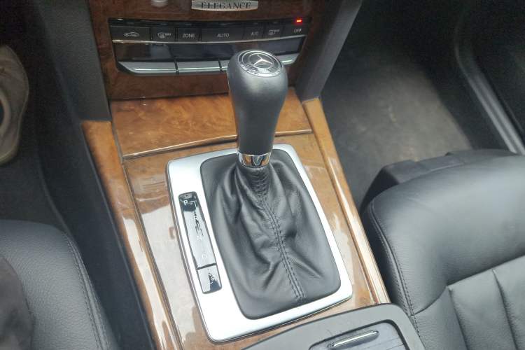 Used Mercedes-Benz E-Class 2010 E 200 CGI Elegant Model