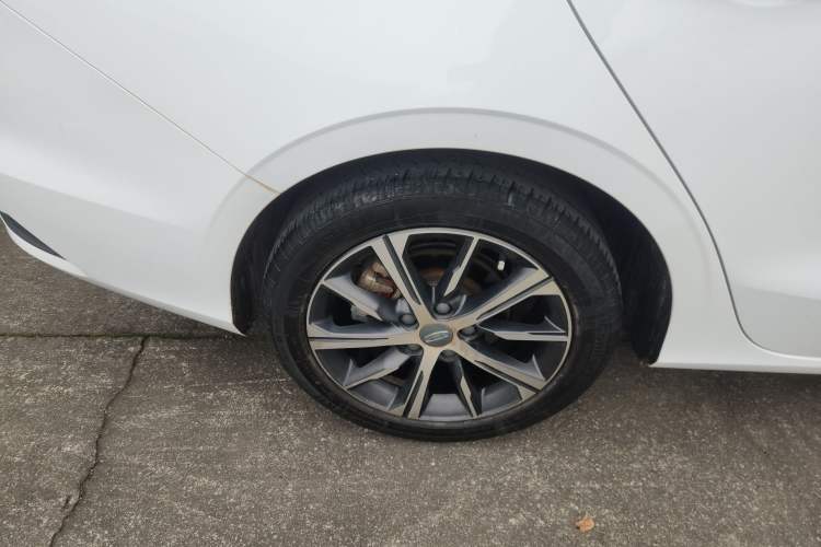 Used Geely Auto Emgrand 2022 4th Generation 1.5L CVT Flagship Model