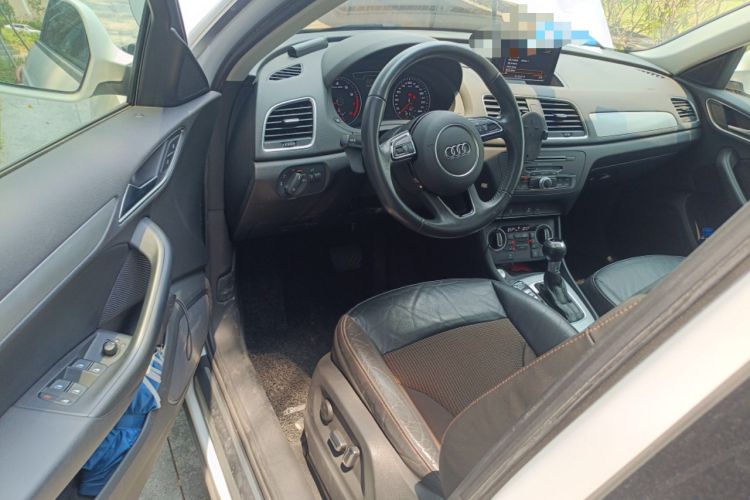 Used Audi Q3 2018 30th Anniversary Edition 30 TFSI Fashion Model Driver Seat