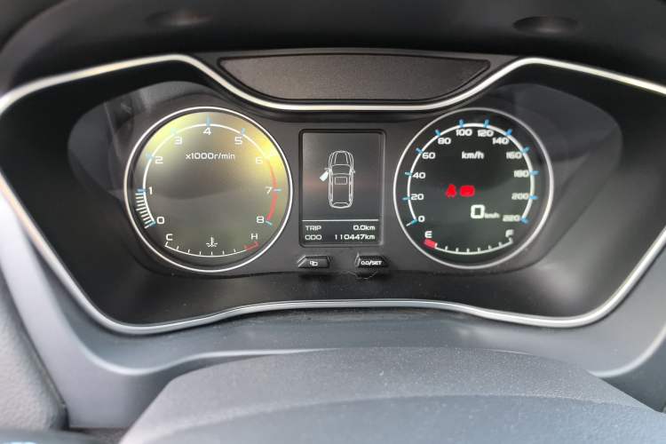 Used Geely Auto Vision X6 2016 1.8L Manual Luxury Model
