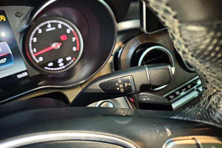 Used Mercedes-Benz C-Class 2015 C 200 L Sport Edition Gear Lever