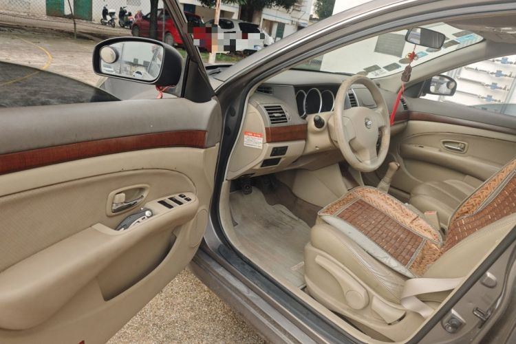 Used Nissan Sylphy 2009 1.6 XL Manual Luxury Sunroof Edition

