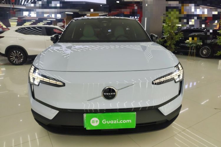 Used Volvo EX30 2025 Rear-Drive Long-Range Version Ultra
