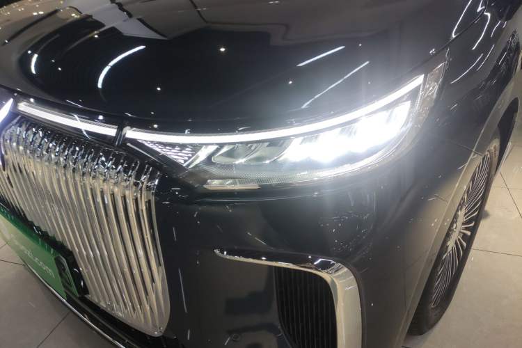 Used VOYAH Dream 2025 PHEV Four-Wheel-Drive Flagship Kunpeng Edition Left Front Headlight
