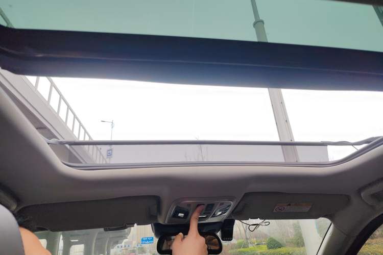 Used Wey VV7 2017 2.0T Flagship Model
